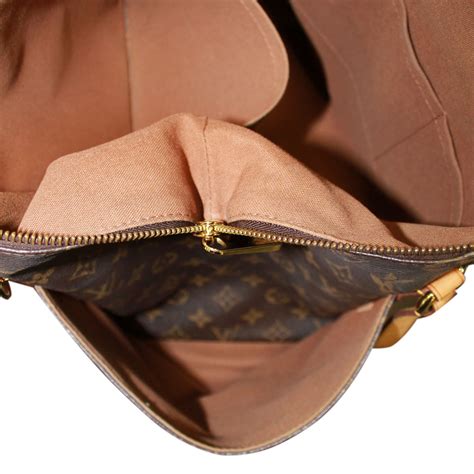 louis vuitton tote bag with side pockets